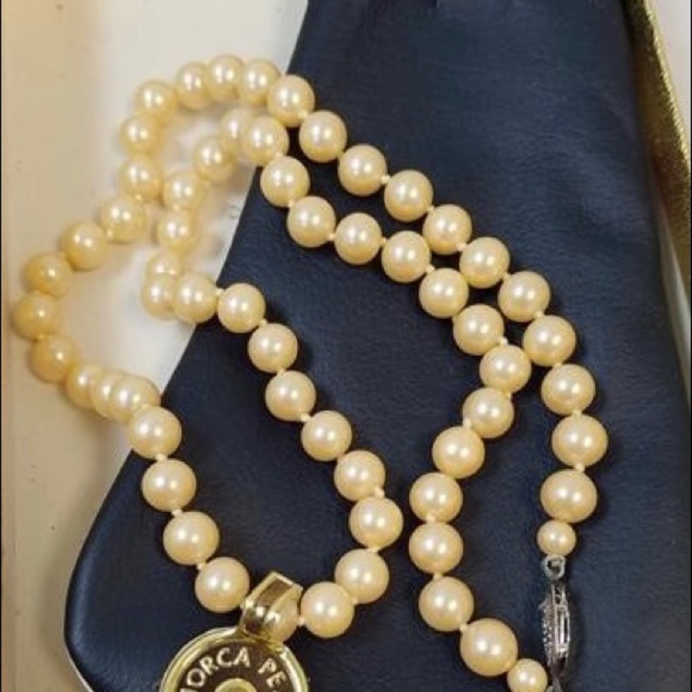 Vintage Pearls of Majorca 21” necklace